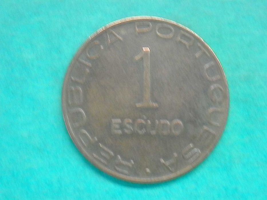 1138 - Moçamb: 1 escudo 1945 bronze, por 8,00