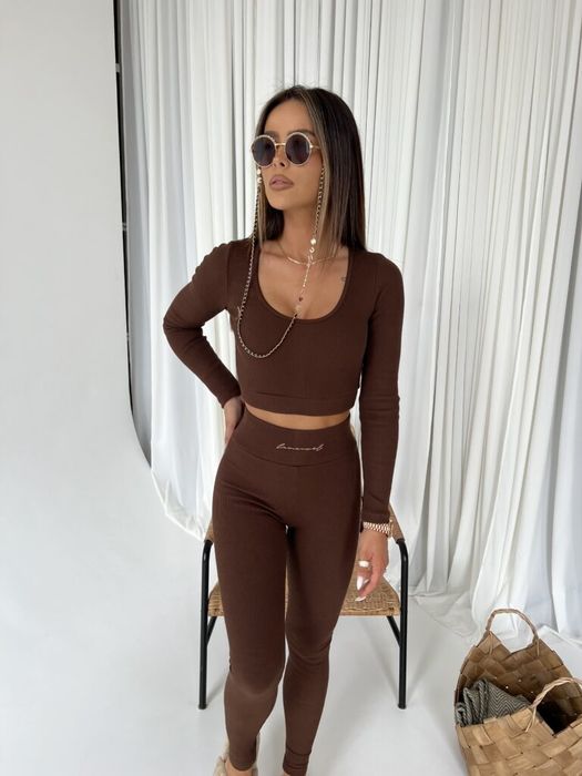 Komplet FEARLESS czekoladowy LA MANUEL top+legginsy czekolada S i M