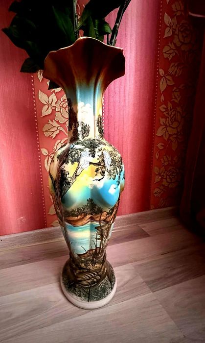 Искуственные цветы пионы и напольна вазая