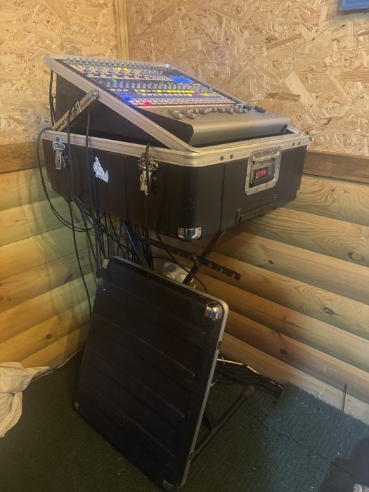 Продам пульт PreSonus з кейсом!!!