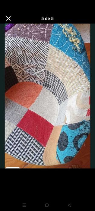 Cadeira estilo Eames