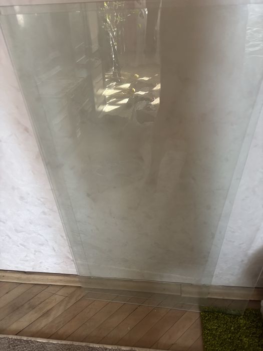 Продам скло 3 шт