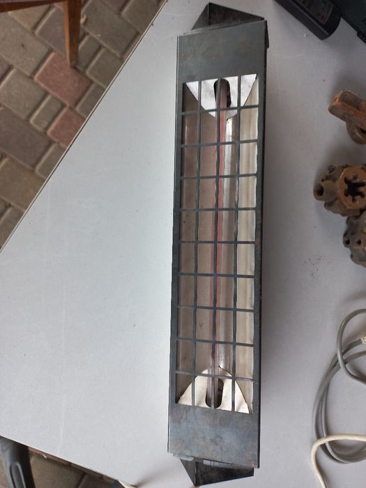 Продам  кварцовий обігрівач 1.5квт