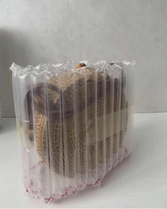 Плетена солом'яна сумочка із ротанга