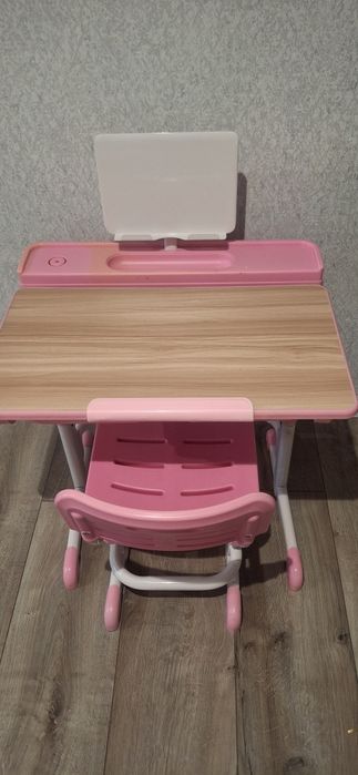 Парта школьная для девочки