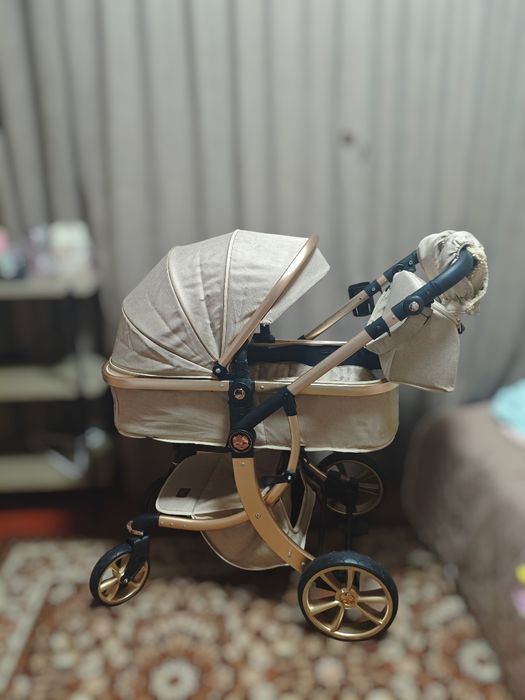 Срочно Коляска-трансформер POTÉ AIMILE, цвет gold