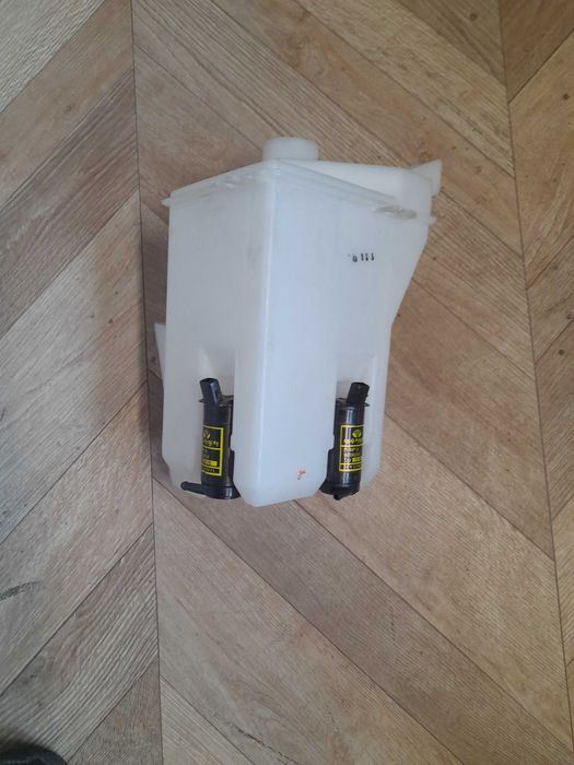 Zbiornik spryskiwacza Daewoo Nubira Combi .