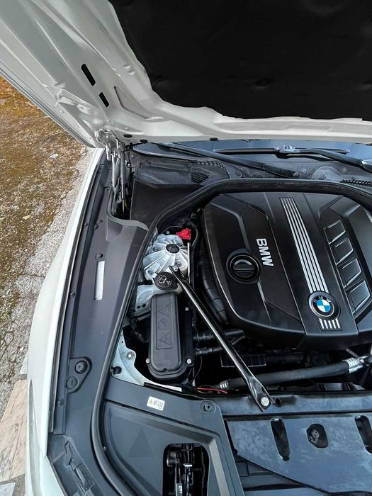 BMW 520d Touring Aut. | Nacional | 184cv | Histórico Limpo