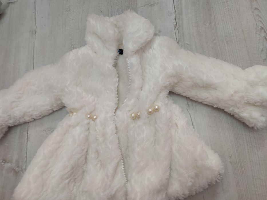 Płaszczyk białe futerko 86 92