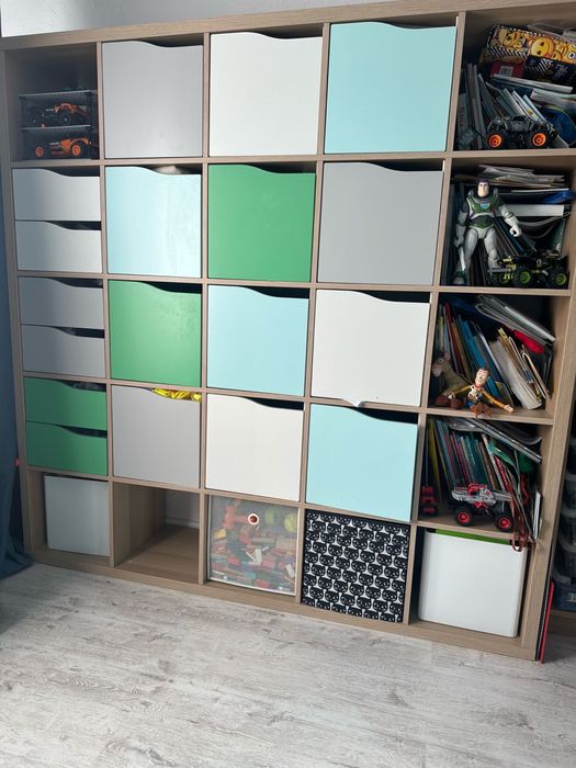 Regal kallax z akcesoriami