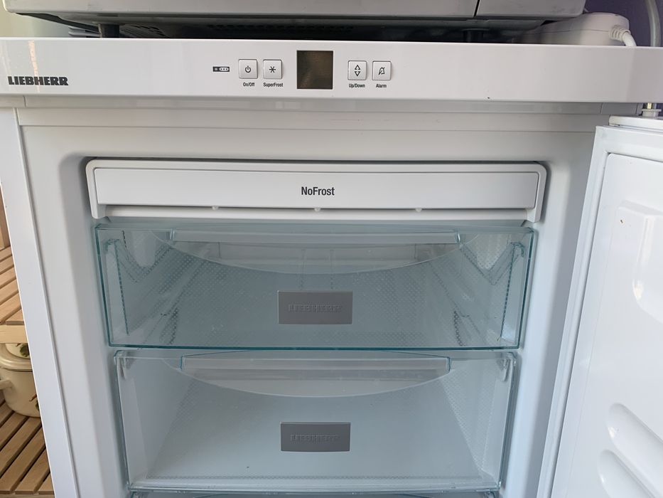 Морозильна камера Лібхер Liebherr GN 2323 No Frost 6 ящиків