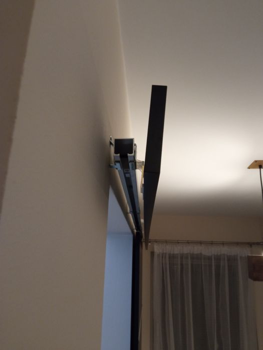 Drzwi przesuwne naścienne