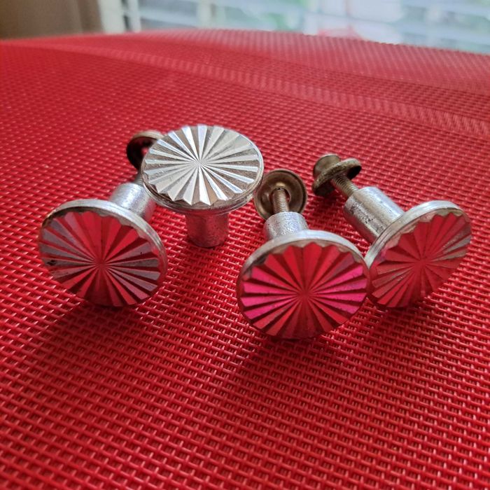 Stare uchwyty meblowe gałki do mebli PRL 4szt