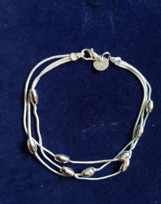 Pulseiras e colares em prata 925