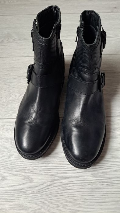 Продам ботинки, 40 р