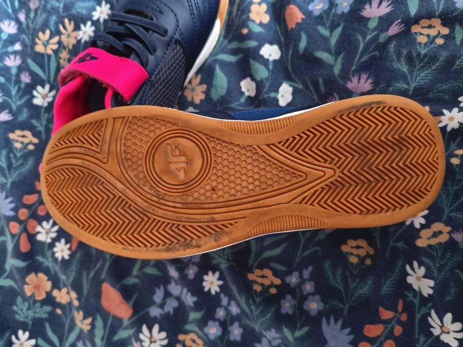 Buty halówki 33r 4F