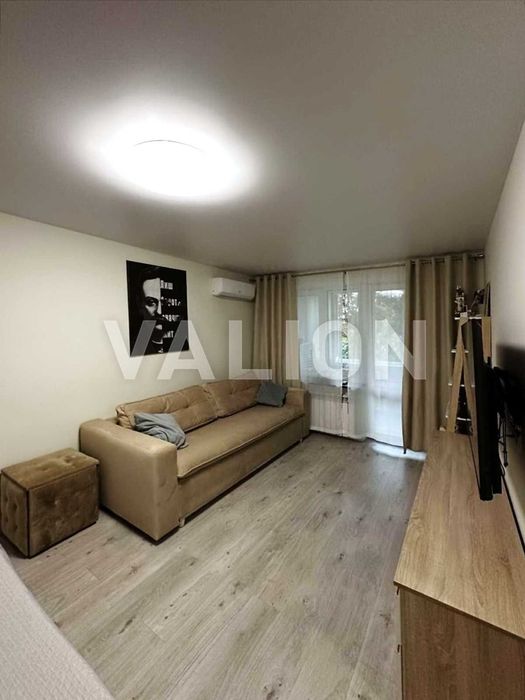 Продаж 2-кім квартири на вул. Олега Мудрака (Наумова) 41. Академ