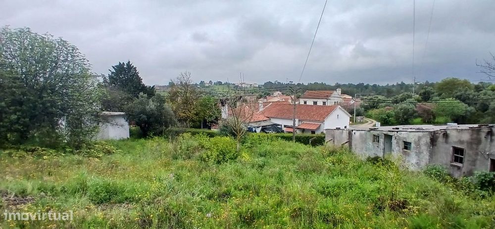 Armazém com terreno urbano