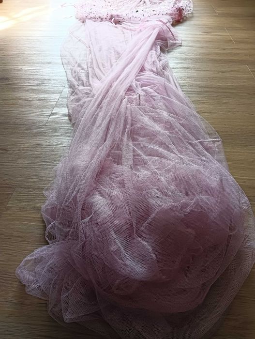 Tule cor de rosa para cama