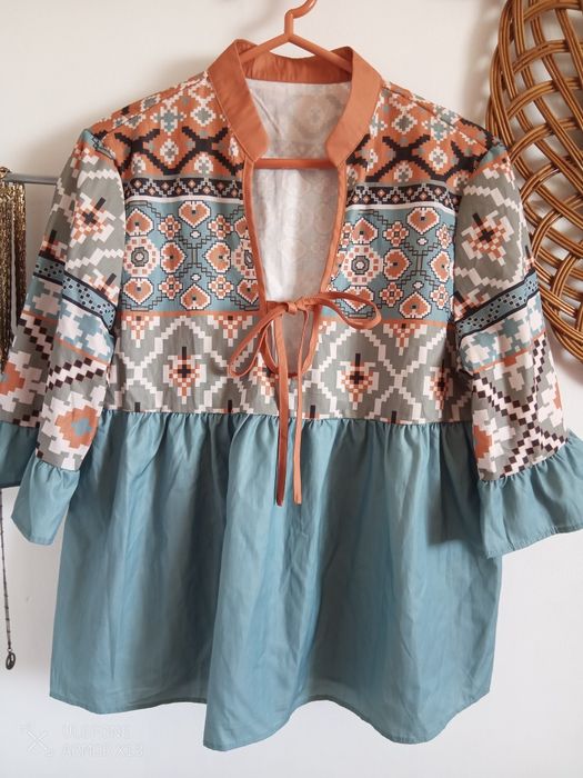 Blusa estampada etiqueta S