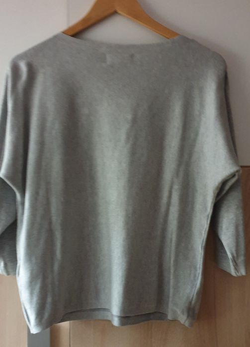 Sweter Reserved perełki