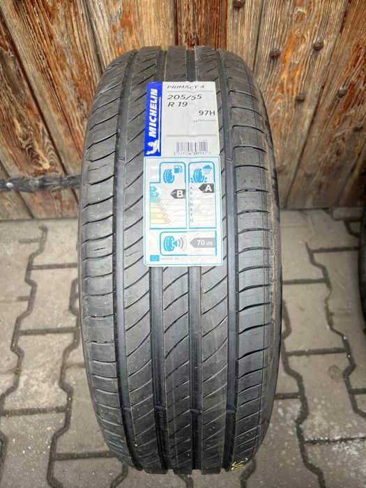 Opona Michelin 205/55/19 pojedynka