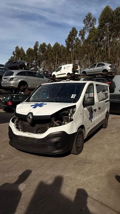 Para peças RENAULT Trafic III (FG_)