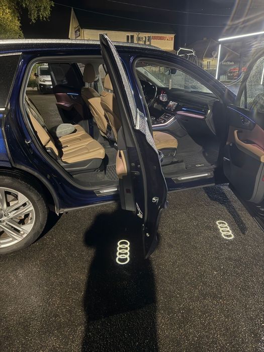 Audi Q7 2020 VIN WA1VXAF76LD008204 фото оголошення 18 з 21