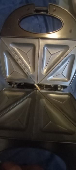 Sprzedam opiekacz do kanapek Łucznik