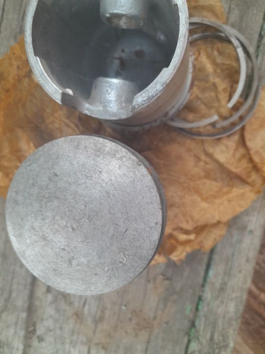 Продам поршня муравей,тула комплект