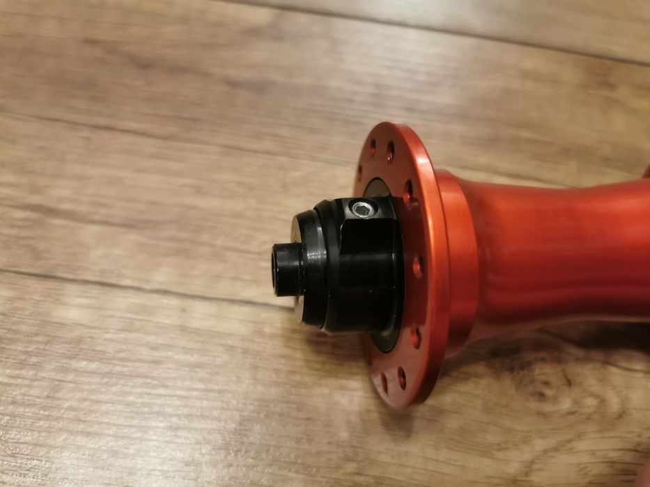 Szosowa piasta 24h 129g