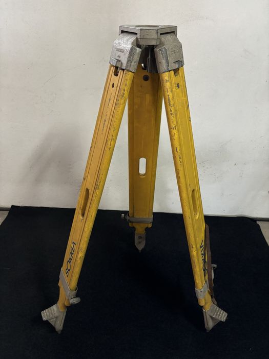 Tripé de Madeira (topografia)