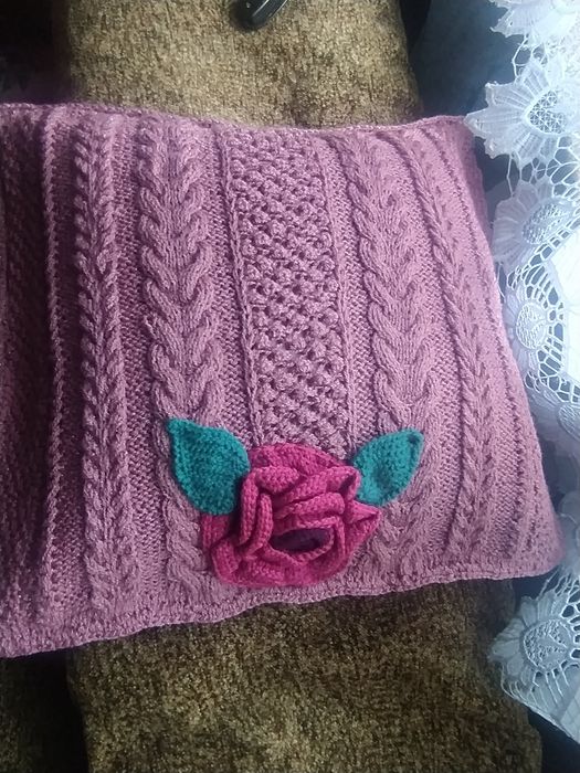 Poduszka z włóczki