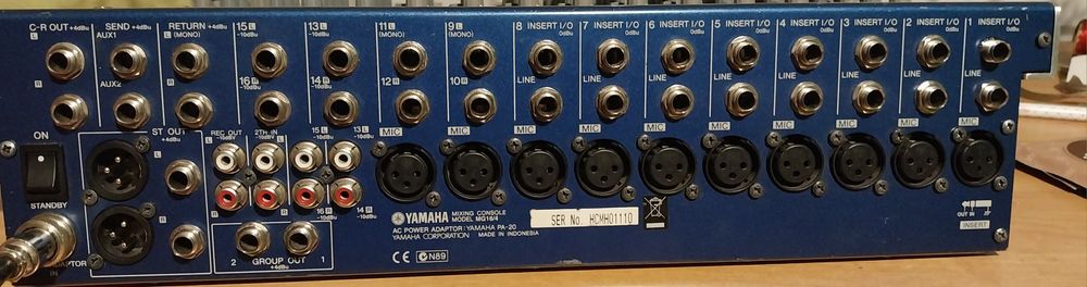 Mixer Yamaha  mg 16