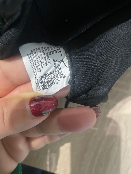 Vendo sapatilhas NIKE novas