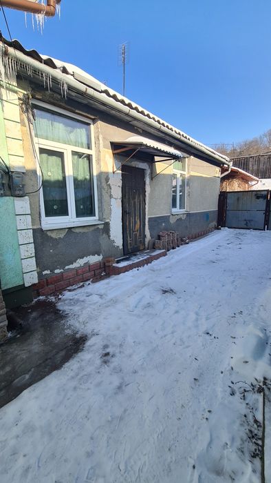 Будинок + гараж на дві автівки вул. Левицького