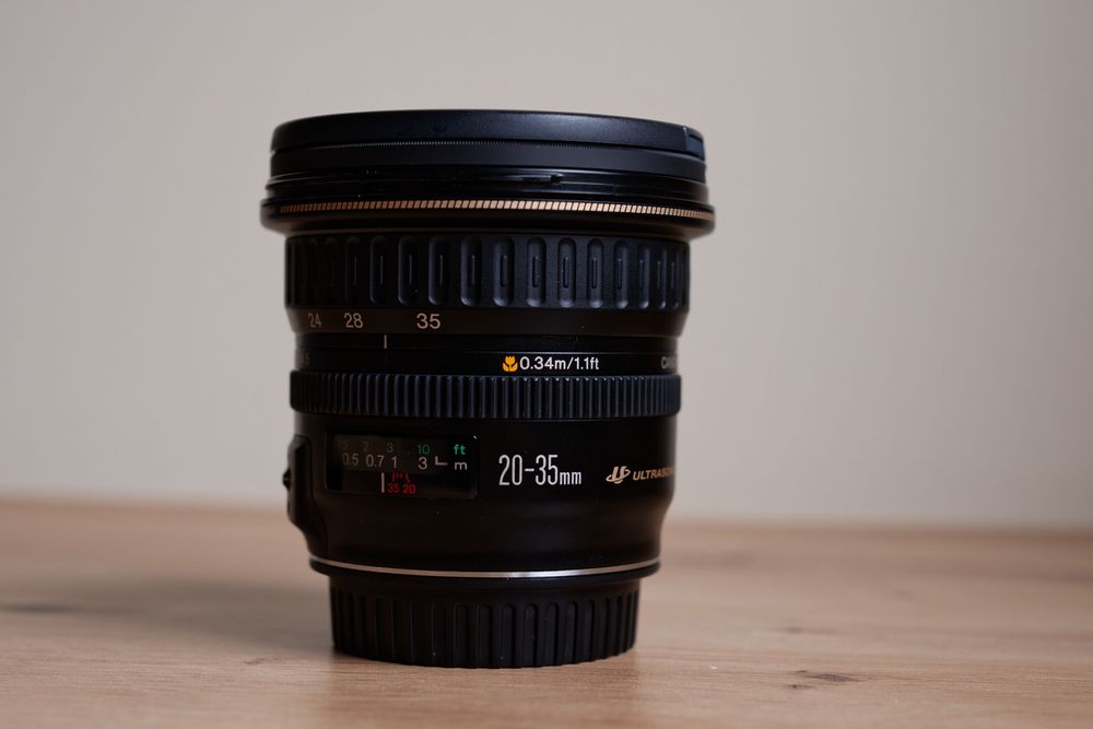 Obiektyw Canon EF 20-35mm f/3.5-4.5 USM + UV Hoya