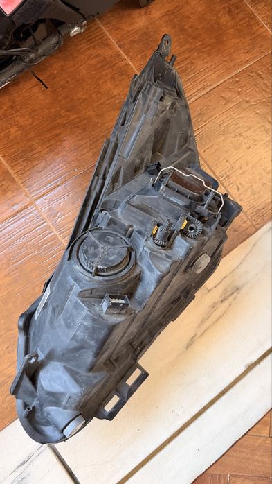 Faróis/Óticas  Opel Corsa D