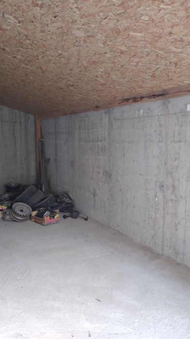 Здам в аренду гараж на Лукьяна-Кобылиции