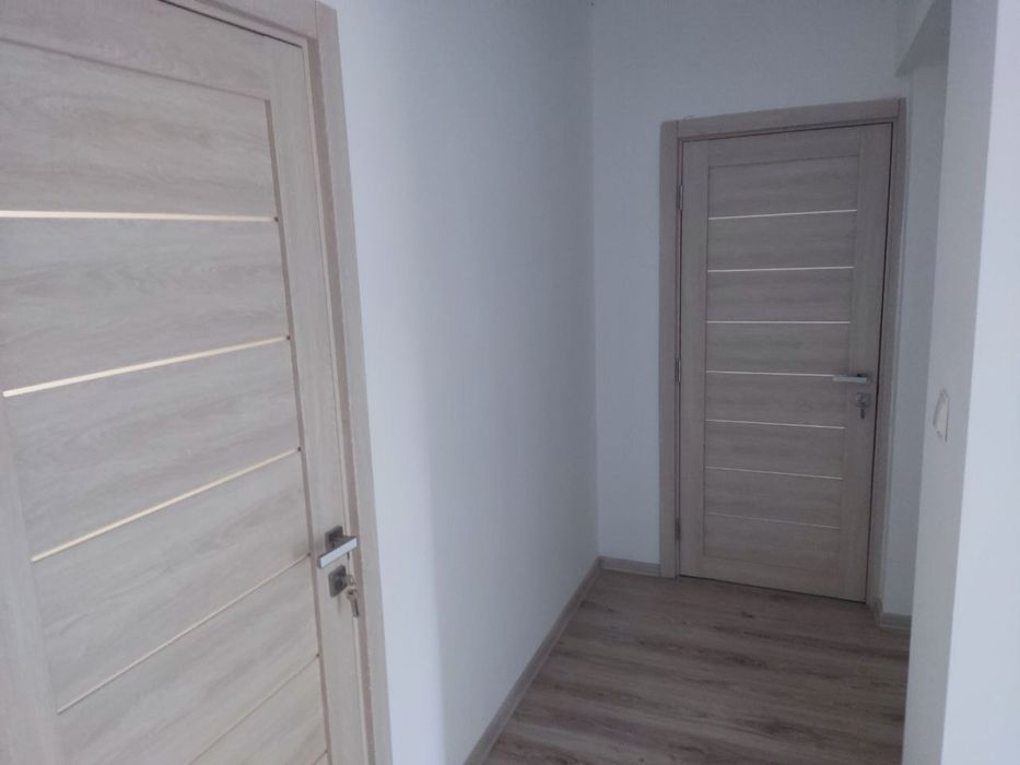 Берегове центр продається будинок, в центрі міста