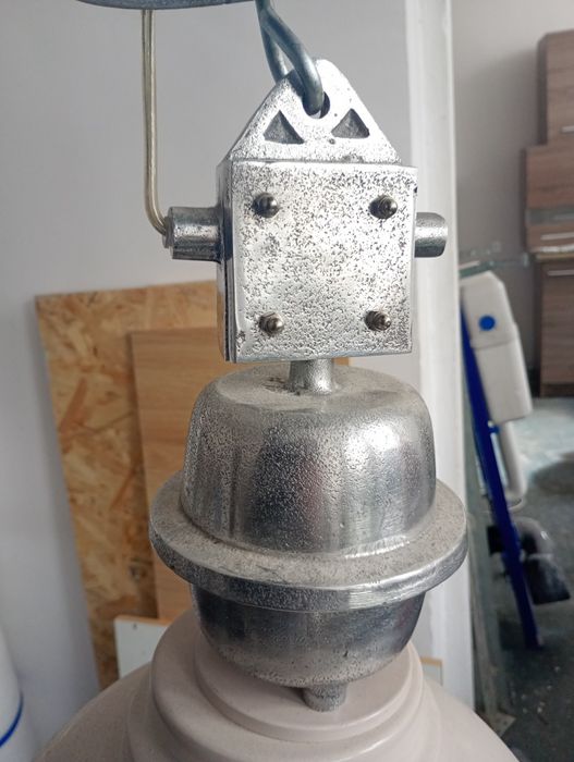Lampa wisząca industrialna
