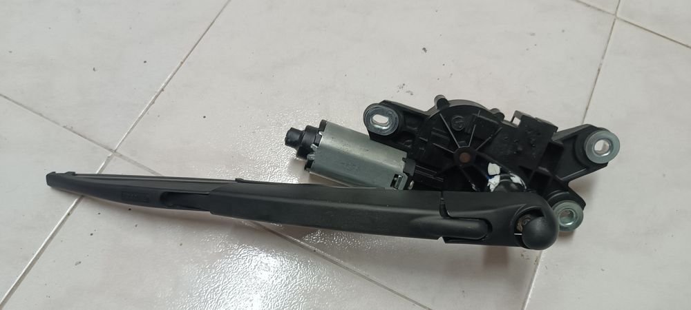 Escova com motor e 3 STOP Smart