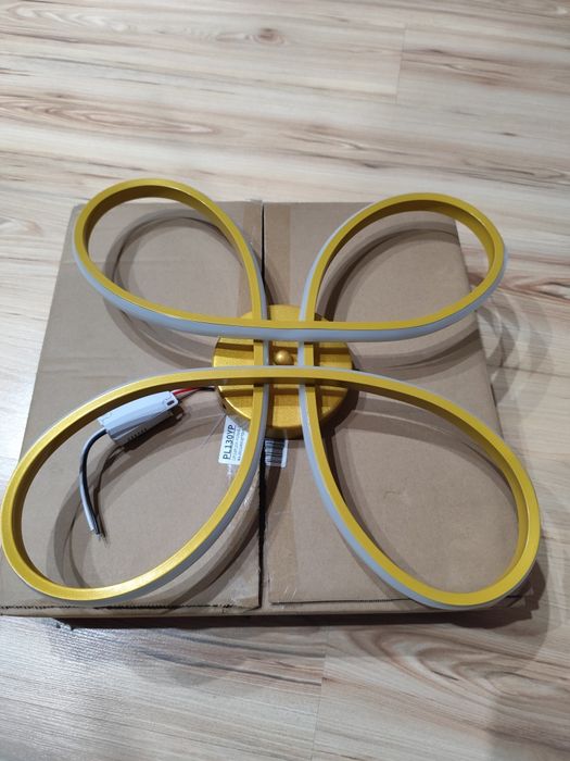 Lampa sufitowa  złota