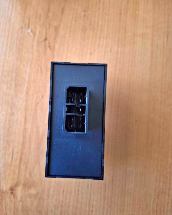 Interruptor botões vidros Mitsubishi Pajero V24