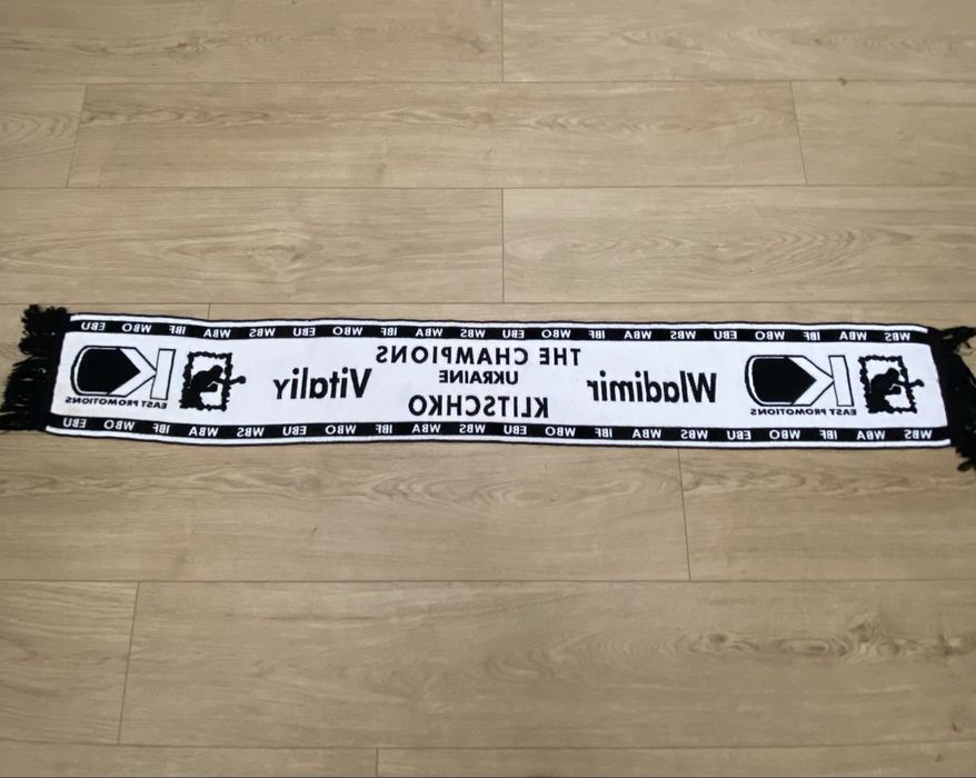 Бокс Кличко Усик шарф роза перчатки Usyk  Klitschko K2 promotion