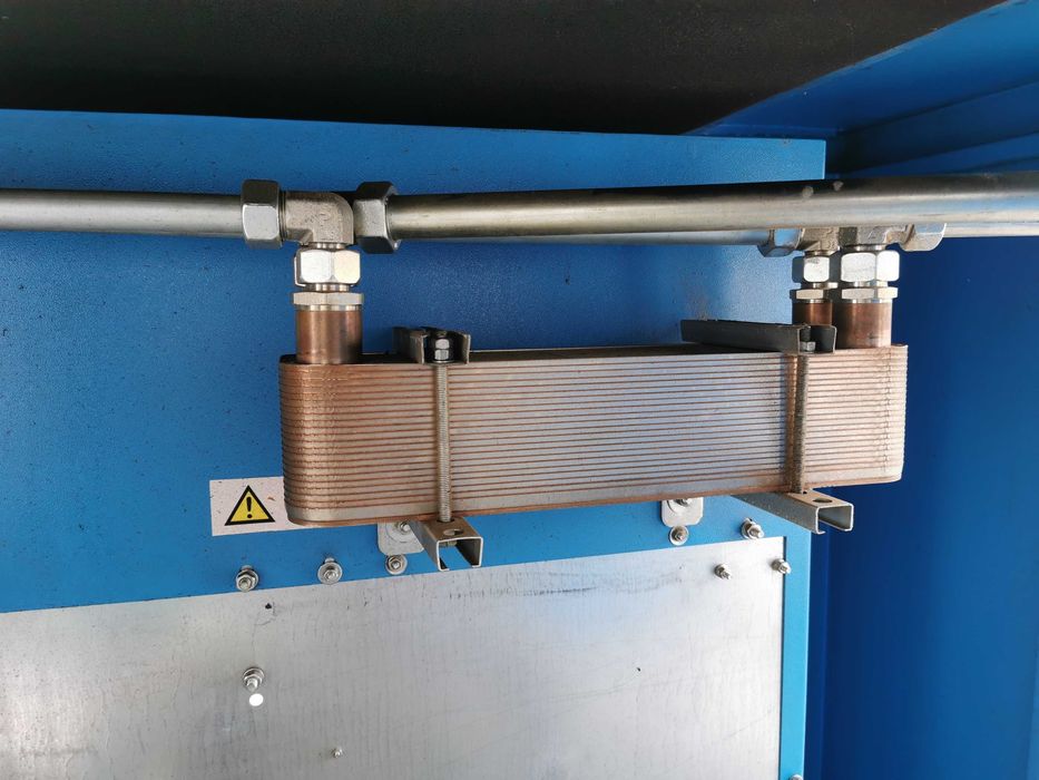 5,4m3  37kw +FALOWNIK sprężarka śrubowa EKOMAK kompresor śrubowy 10bar