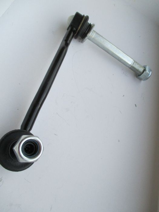 Тяга ( стойка ) переднего стабилизатора Пежо 407, 508, Ситроен С5 Х7