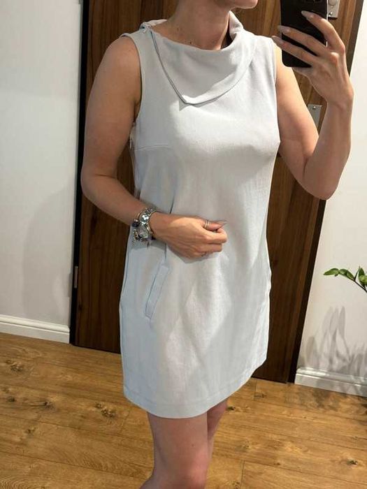 Błękitna sukienka Mohito 40