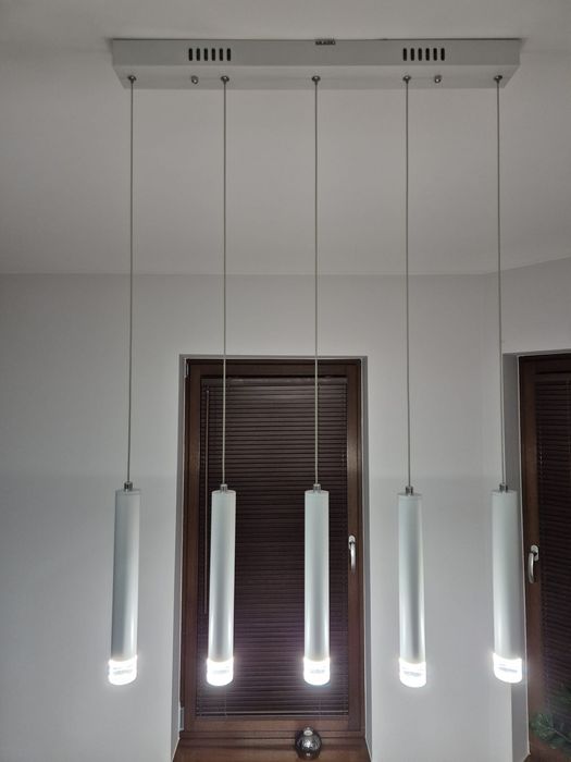 Lampa nad stół do jadalni LED światło białe