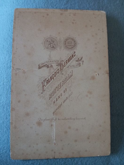 Открытки разные.